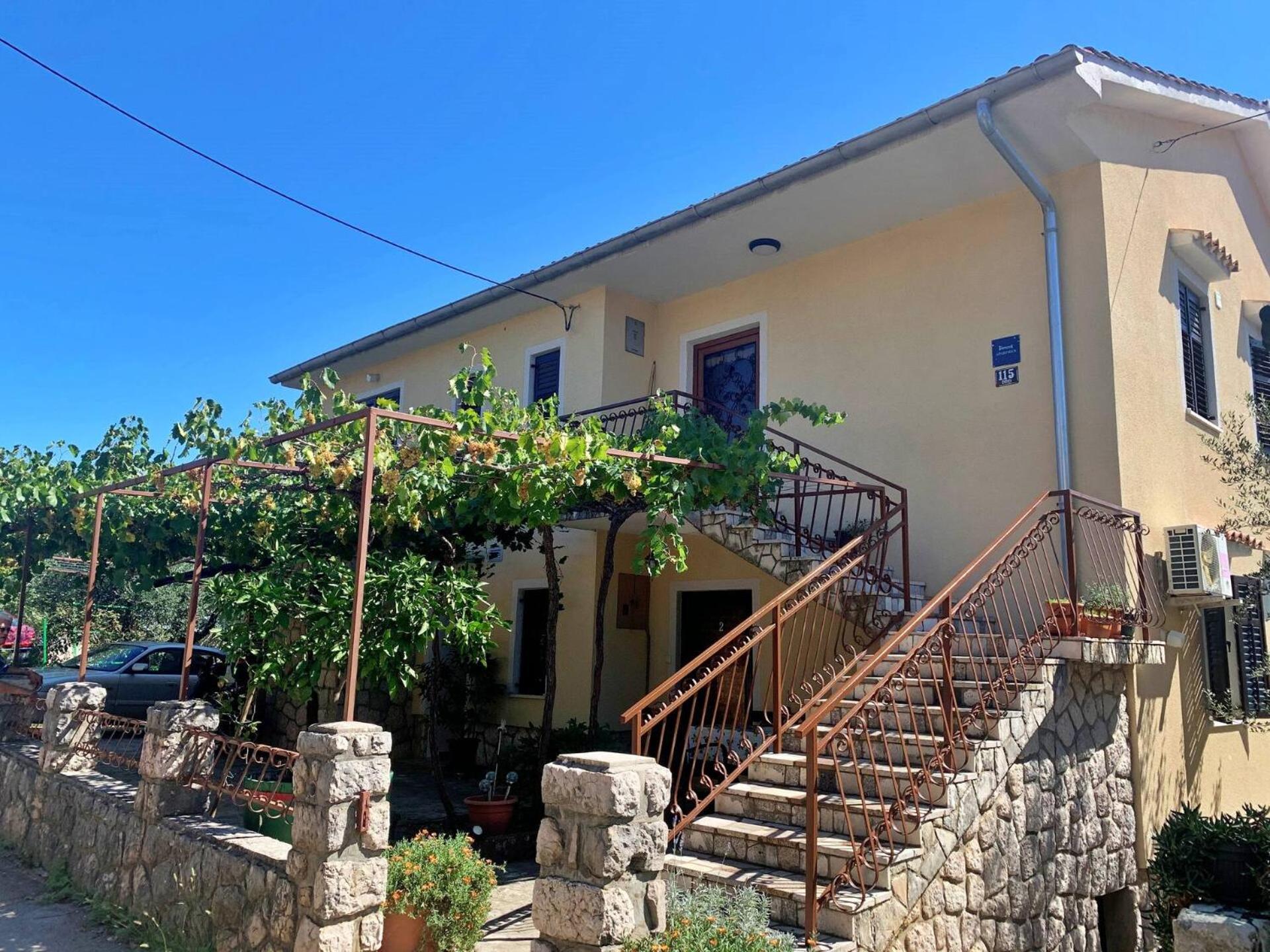 Guest house Santic